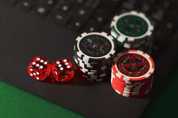 The Story Of Online Casinos: How They Became So Popular 